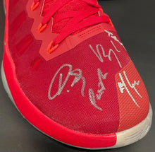 Load image into Gallery viewer, 2019 FIBA Canada Men's Basketball Team Signed Nike Hyperdunks Autographed LOA