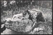 Load image into Gallery viewer, 1995 Movie Jumanji Contact Sheet Robin Williams Wrestles Alligator 34 Photos VTG