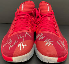 Load image into Gallery viewer, 2019 FIBA Canada Men's Basketball Team Signed Nike Hyperdunks Autographed LOA
