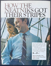 Load image into Gallery viewer, 1968 Gordie Howe 700th Goal Program Detroit Red Wings Pittsburgh Penguins NHL