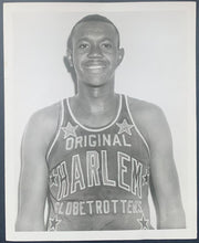 Load image into Gallery viewer, 8 Circa 1950's Harlem Globetrotters B&W Promotional Type 1 Photos Basketball