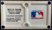 Load image into Gallery viewer, Willie Mays Sports Impressions Figurine Famous Catch 4334/5000 Original Box/LOA