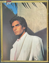 Load image into Gallery viewer, 1986 David Copperfield Program Autographed / Signed Vintage Magic JSA