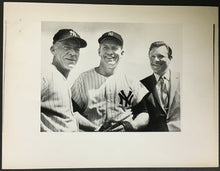 Load image into Gallery viewer, 1966 New York Yankees Mickey Mantle Johnny Keane Ralph Houk Wire Photo Vtg