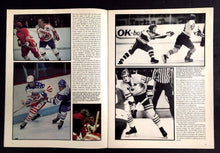 Load image into Gallery viewer, 1976 The World Hockey Association WHA International Program Bobby Hull Vintage
