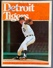 Load image into Gallery viewer, 1977 Toronto Blue Jays 1st Season MLB Program Toronto/ Detroit Team Signed Cover