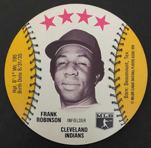 Load image into Gallery viewer, 1977 MLB Baseball Towne Club Pop Centers Discs (11) Mike Schmidt Reggie Jackson