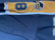 Load image into Gallery viewer, Patrick Chouinard 1999-00 Victoriaville Tigres Game Worn Used Team Signed Jersey