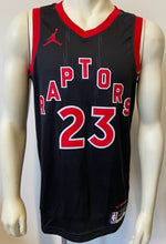 Load image into Gallery viewer, Fred VanVleet Autographed Toronto Raptors Swingman Basketball Jersey Signed COA