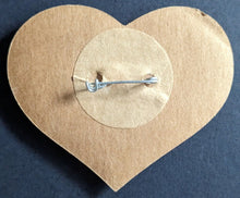 Load image into Gallery viewer, Circa 1972 Rare Atlanta Flames Red-Hot Mama Pinback NHL Hockey Vintage