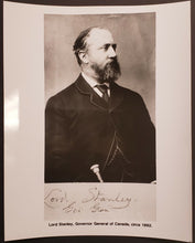 Load image into Gallery viewer, 1992-1993 NHL Stanley Cup 100th Anniversary Centennial Press Kit Hockey Photos