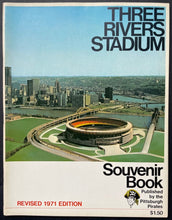 Load image into Gallery viewer, 1971 MLB Baseball Pittsburgh Pirates Revised Official Season Yearbook Clemente