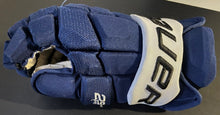 Load image into Gallery viewer, 2022 Steven Stamkos Playoff Game Worn Bauer Gloves Photo Matched Tampa Bay NHL