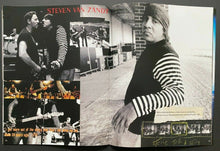 Load image into Gallery viewer, 2002 Bruce Springsteen & The E Street Band The Rising Tour Concert Program Music
