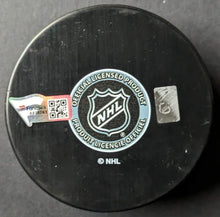 Load image into Gallery viewer, Bobby Hull Signed Chicago Blackhawks NHL Hockey Puck Golden Jet Insc. Fanatics