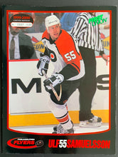 Load image into Gallery viewer, Mark Recchi Signed 1999 Philadelphia Flyers Hockey v Tampa Program + Game Notes