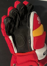 Load image into Gallery viewer, 2022 Matthew Tkachuk Game Worn Sherwood Code V Hockey Gloves Calgary Flames NHL