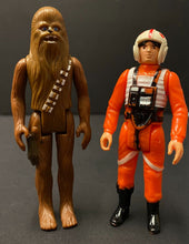 Load image into Gallery viewer, 1977 Chewbacca + Luke Skywalker X-Wing Pilot Loose Star Wars Kenner Figurines