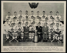 Load image into Gallery viewer, 1948-49 Vintage NHL Hockey Toronto Maple Leafs Stanley Cup Team Photo Kennedy