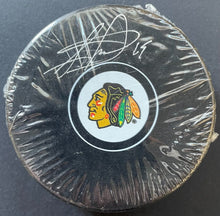 Load image into Gallery viewer, Jonathan Toews Autographed Chicago Blackhawks Hockey Puck Signed Frameworth COA