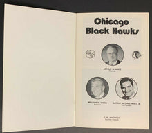 Load image into Gallery viewer, 1976-77 Chicago Blackhawks NHL Hockey Media Guide Fact Book Bobby Orr 1st Season
