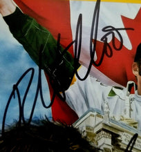 Load image into Gallery viewer, 2001 Molson Indy Cart Race Program Autographed Castroneves Moreno