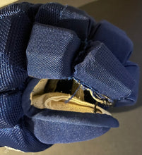 Load image into Gallery viewer, 2022 Steven Stamkos Playoff Game Worn Bauer Gloves Photo Matched Tampa Bay NHL