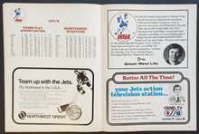 Load image into Gallery viewer, 1976 Winnipeg Arena WHA Hockey Program Jets vs San Diego Mariners Bobby Hull