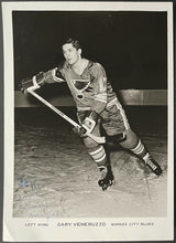 Load image into Gallery viewer, 1967/68 Kansas City Type 1 Press Photo Gary Veneruzzo Hockey Autographed
