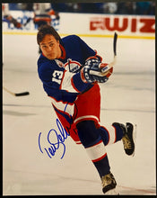 Load image into Gallery viewer, Vintage NHL Hockey HOFer Winnipeg Jets Teemu Selanne Signed Photo Autographed