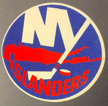 Load image into Gallery viewer, Vintage NHL Hockey Jersey Patch Lot x6 Different Crests Unused Islanders +
