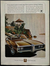 Load image into Gallery viewer, 1968 Detroit Olympia NHL Hockey Program Wings Gordie Howe Milestone 1600th Point