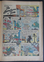 Load image into Gallery viewer, 1954 Tom & Jerry Comic - Featured NHL Great Tom Fears in Wheaties Ad (1922-2000)