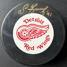 Load image into Gallery viewer, Sergei Federov Autographed Signed Detroit Red Wings Puck NHL Hockey JSA