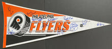 Load image into Gallery viewer, 1990 Signed NHL Hockey Philadelphia Flyers Pennant Autographed Mark Howe Vintage