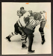 Load image into Gallery viewer, 1961 Madison Square Garden Daily News NHL Action Press Photo Bruins v Rangers