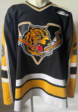 Load image into Gallery viewer, Patrick Chouinard 1999-00 Victoriaville Tigres Game Worn Used Team Signed Jersey