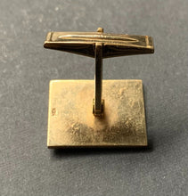 Load image into Gallery viewer, c1960's Toronto Maple Leaf 10k Gold Cufflinks NHL Hockey George Edwards Jewelers