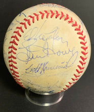 Load image into Gallery viewer, 1993 New York Yankees Team Signed Autographed Baseball Boggs Smith Mattingly JSA