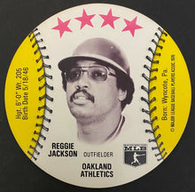 Load image into Gallery viewer, 1977 MLB Baseball Towne Club Pop Centers Discs (11) Mike Schmidt Reggie Jackson