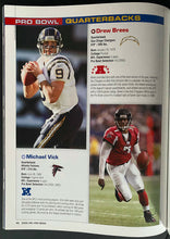 Load image into Gallery viewer, 2005 NFL Football Pro Bowl Aloha Stadium Program Hawaii Tom Brady In Lineup