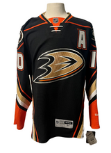 Load image into Gallery viewer, Corey Perry Autographed Anaheim Ducks NHL Hockey Jersey Signed AJs COA Size M