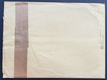 Load image into Gallery viewer, 1976-1977 NHL Chicago Blackhawks Team Issued Photo + Original Envelope Bobby Orr