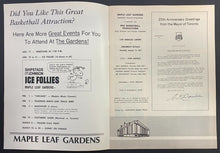 Load image into Gallery viewer, 1972 Vintage NBA Basketball Program Los Angeles Lakers Cincinnati Royals Toronto