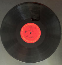 Load image into Gallery viewer, 1985 James Taylor Thats Why I'm Here Autographed Album Record JSA Rock & Roll