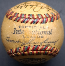 Load image into Gallery viewer, 1949 IL Baseball Rochester Red Wings Team Signed x19 Autographed Spalding