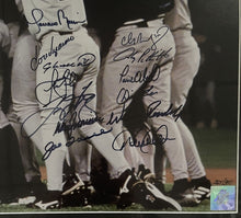 Load image into Gallery viewer, 2000 New York Yankees World Series Champions Team Signed Photo x29 Autos Steiner