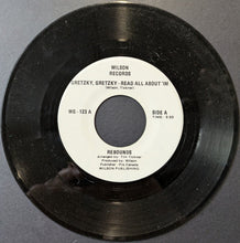 Load image into Gallery viewer, 1983 45 RPM The Legend Of Gretzky Record Music Alan Thicke NHL Vtg Tim Tickner
