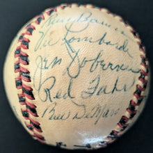 Load image into Gallery viewer, 1952 Toronto Maple Leaf Team Signed Official International League Baseball MiLB
