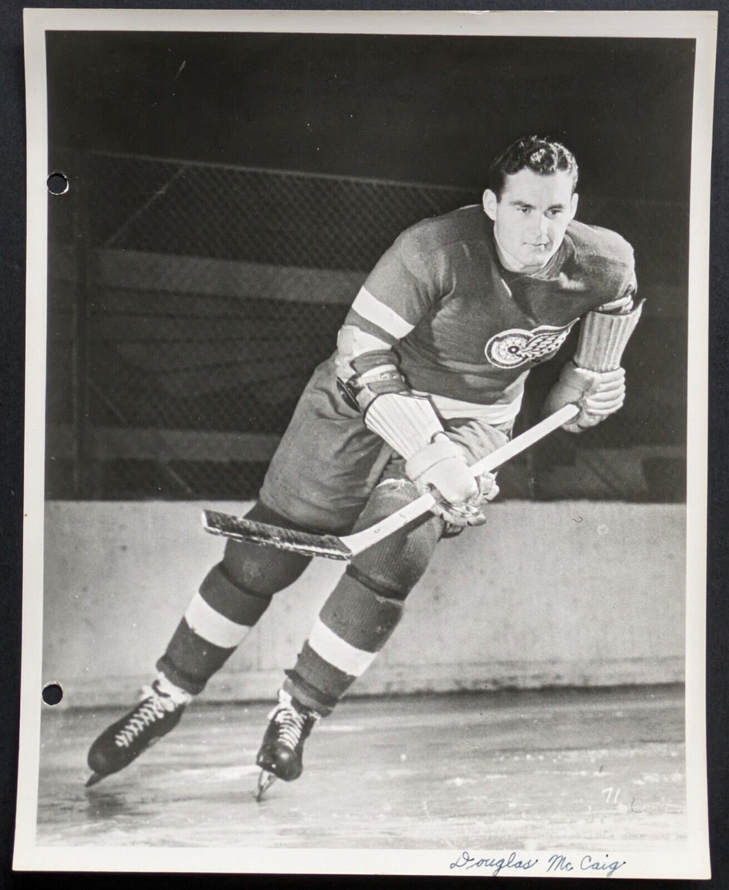 1946-47 NHL Hockey Detroit Red Wings Douglas Doug McCaig Type 1 Vintage Photo